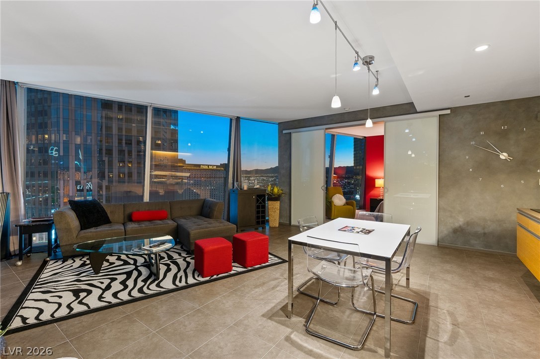 3722 South Las Vegas Boulevard 2402 Property Photo 62