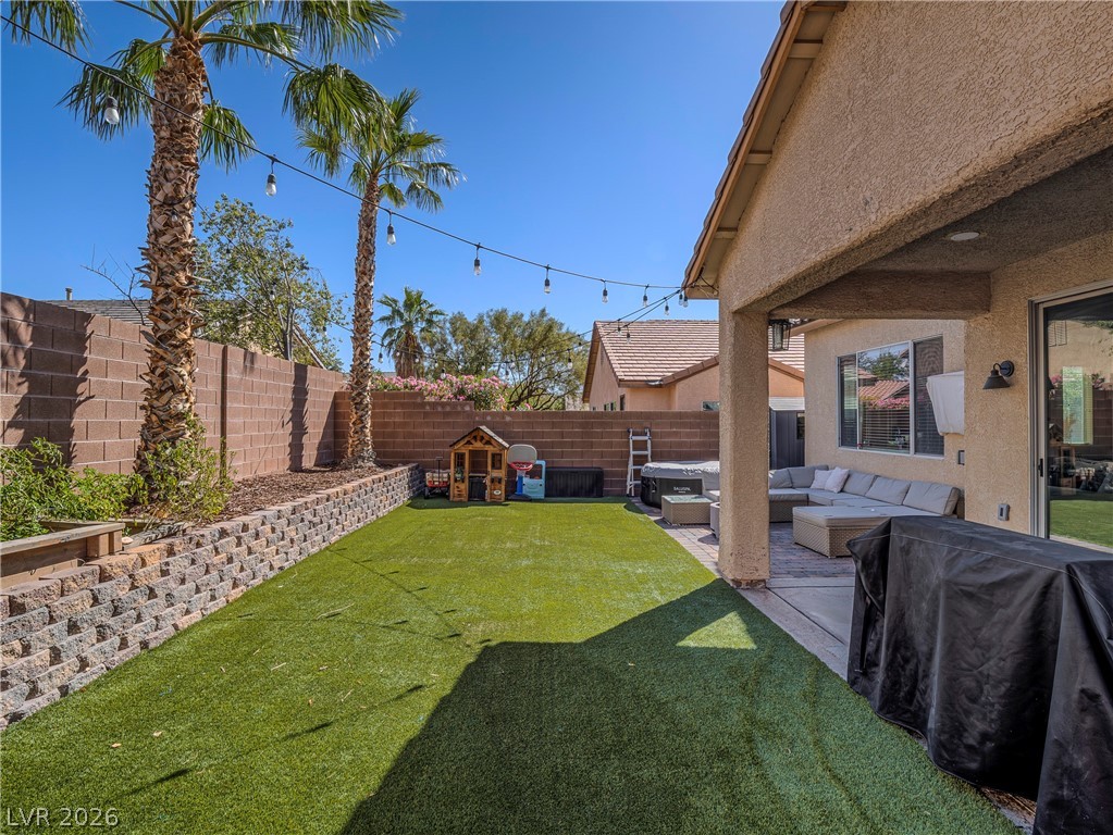 9440 White Ridge Avenue Property Photo 1