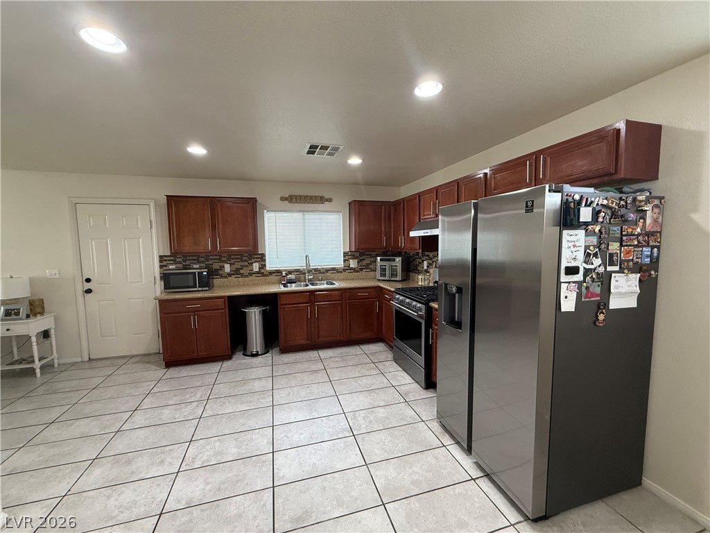 2768161 Property Photo 13