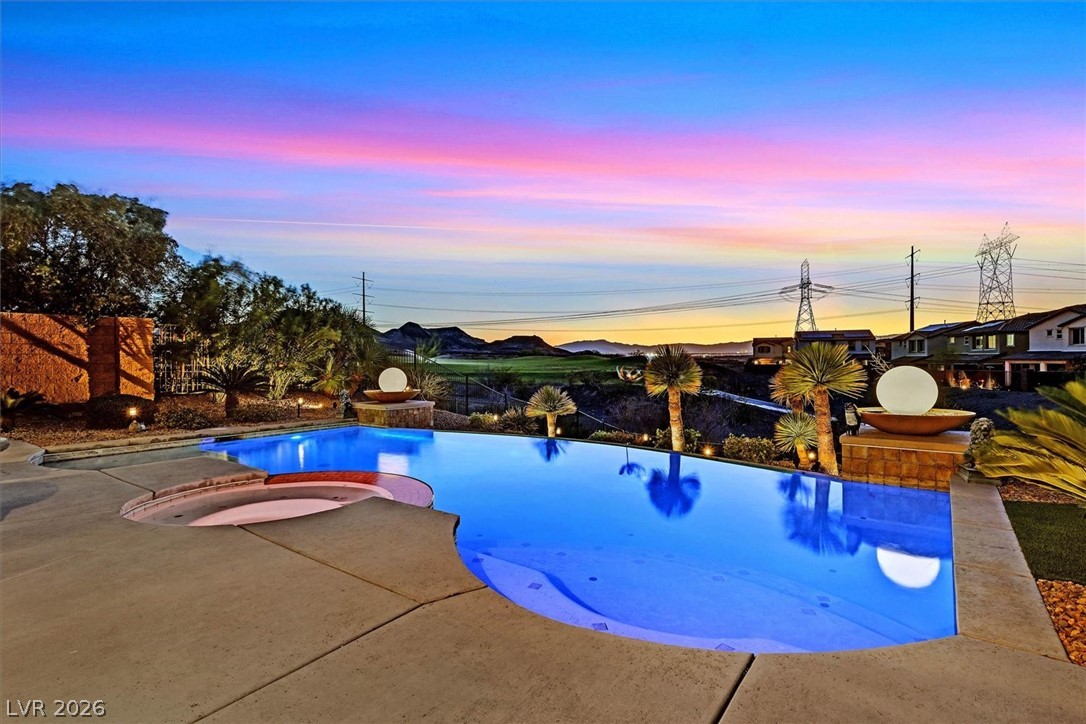 75 Contrada Fiore Drive Property Photo 11