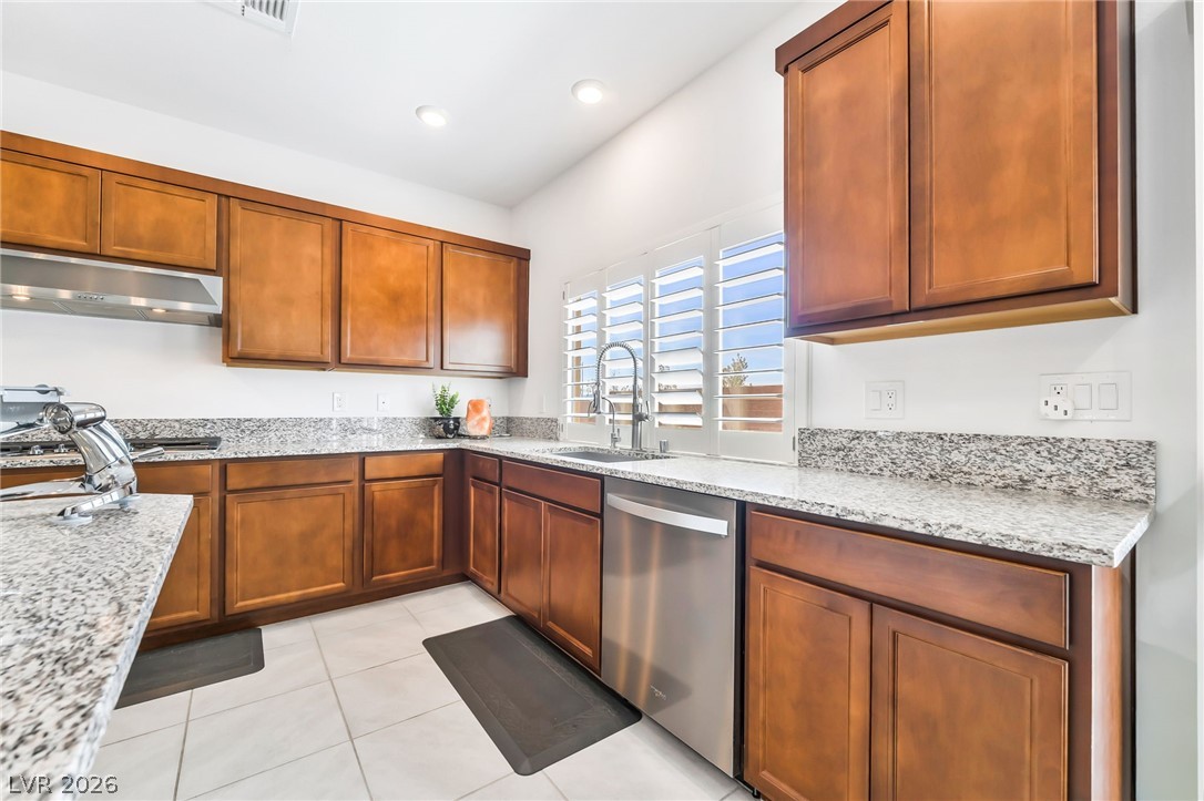 7255 Bold Rock Avenue Property Photo 18