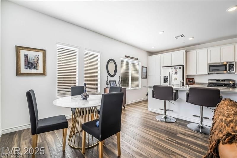 324 Aravalli Crest Street Property Photo 4