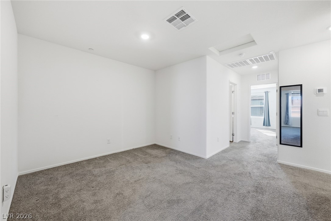 6916 Stratham Hill Street Property Photo 15