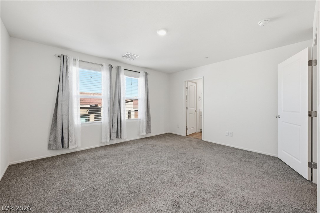6916 Stratham Hill Street Property Photo 17