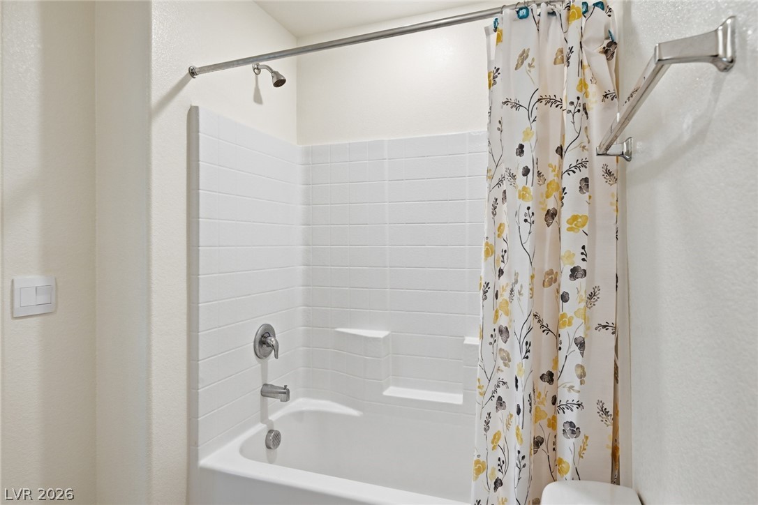 6916 Stratham Hill Street Property Photo 27