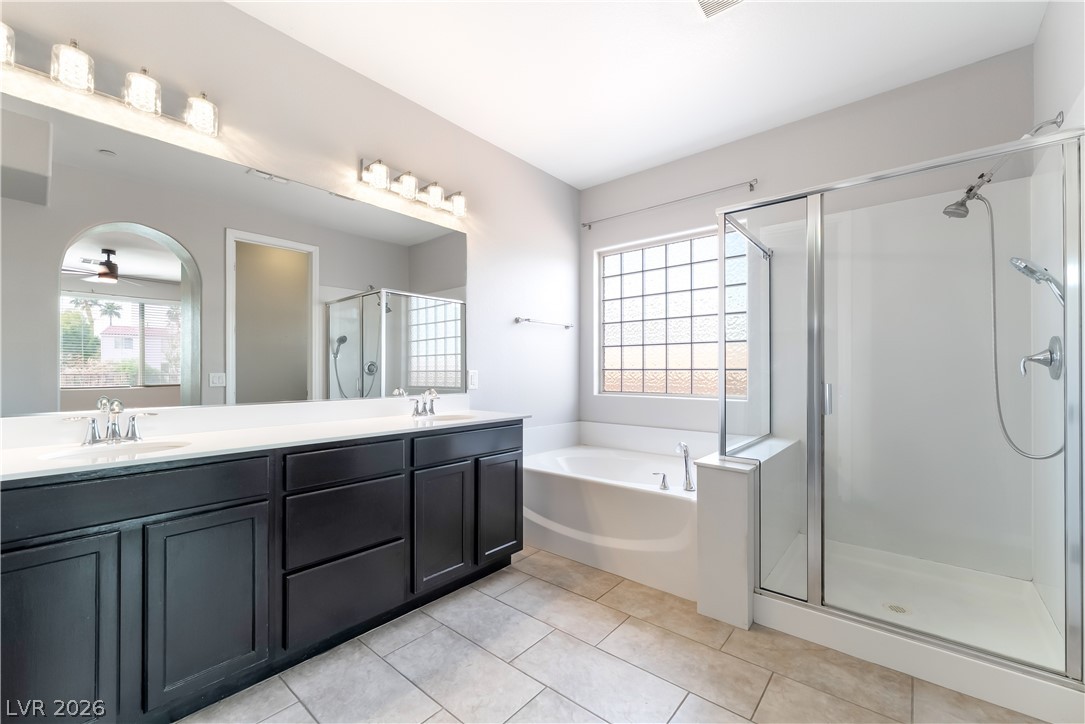 1286 Calcione Drive Property Photo 31