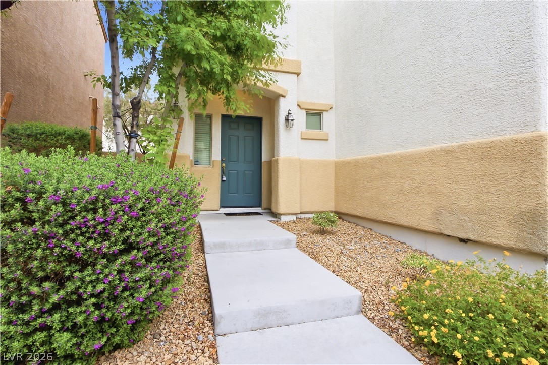 9028 Refined Court Property Photo 2