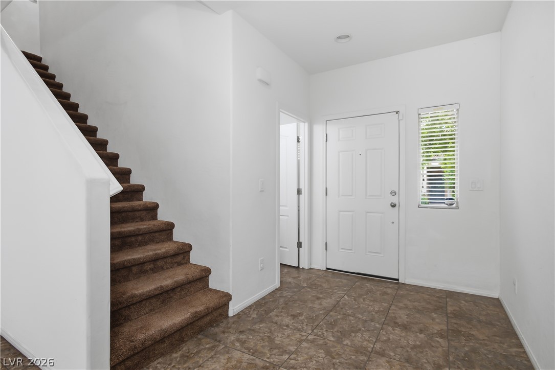 9028 Refined Court Property Photo 3