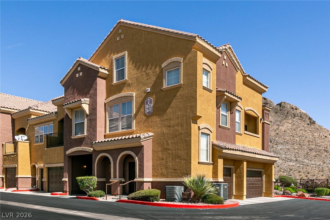 3975 North Hualapai Way 210 Picture