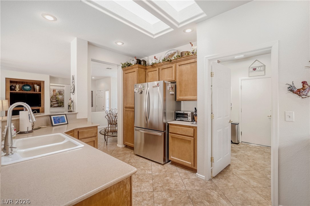 1684 Wellington Springs Avenue Property Photo 11