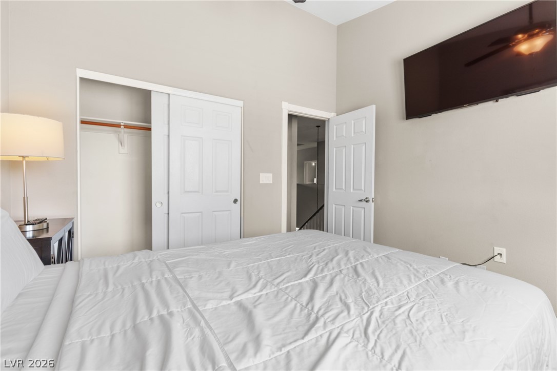 6277 Cyclone Avenue Property Photo 27