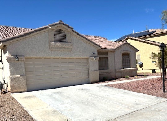 7545 Coral River Drive Property Photo 3