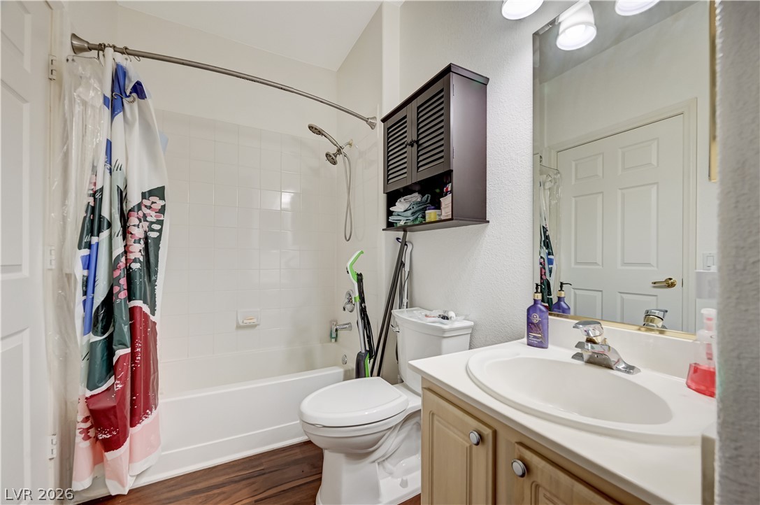3917 Lazy Pine Street 102 Property Photo 21