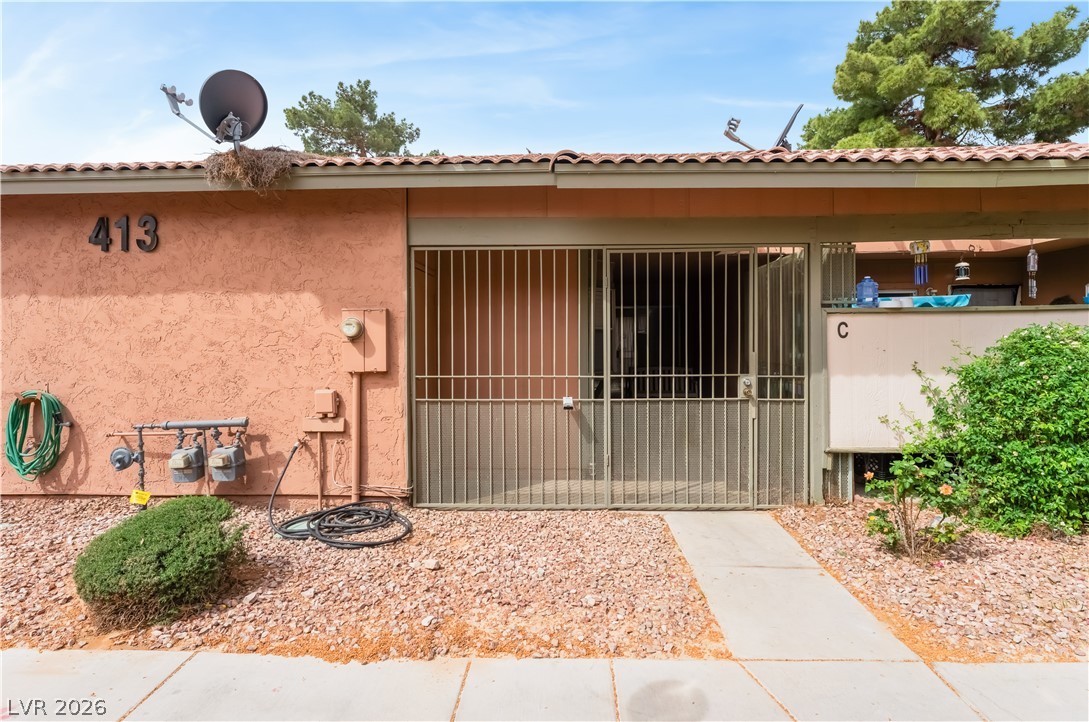 413 North Lamb Boulevard C Property Photo 1