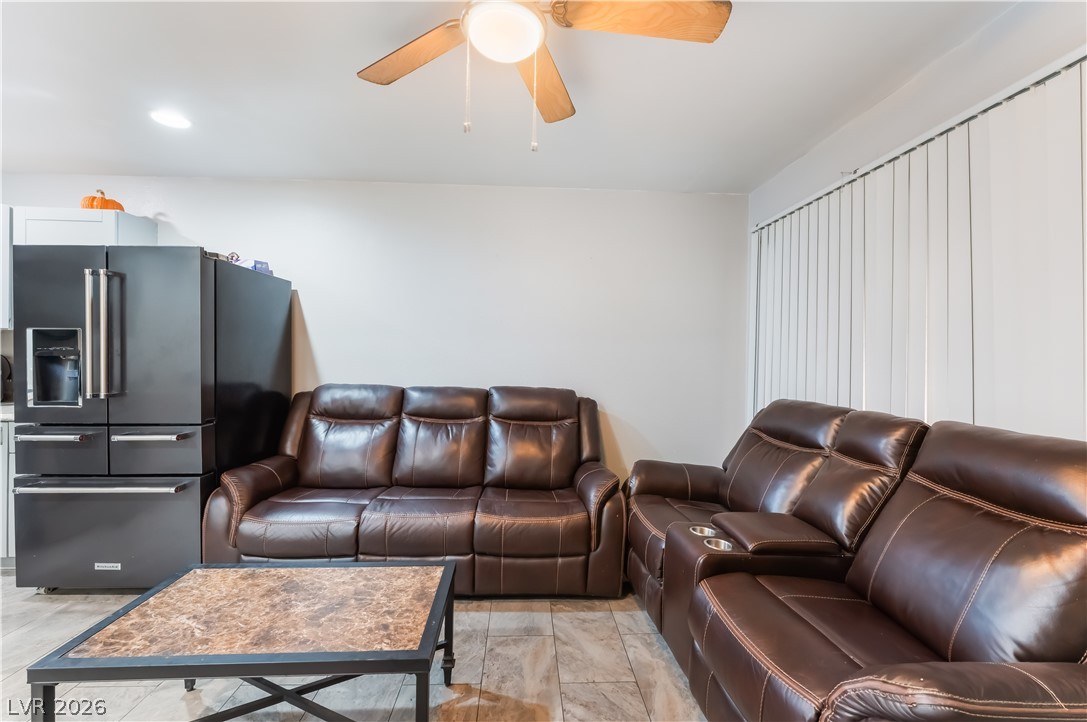 413 North Lamb Boulevard C Property Photo 6