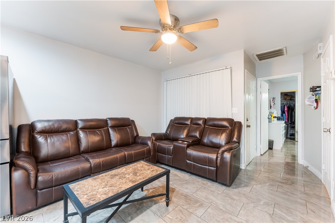 413 North Lamb Boulevard C Property Photo 10