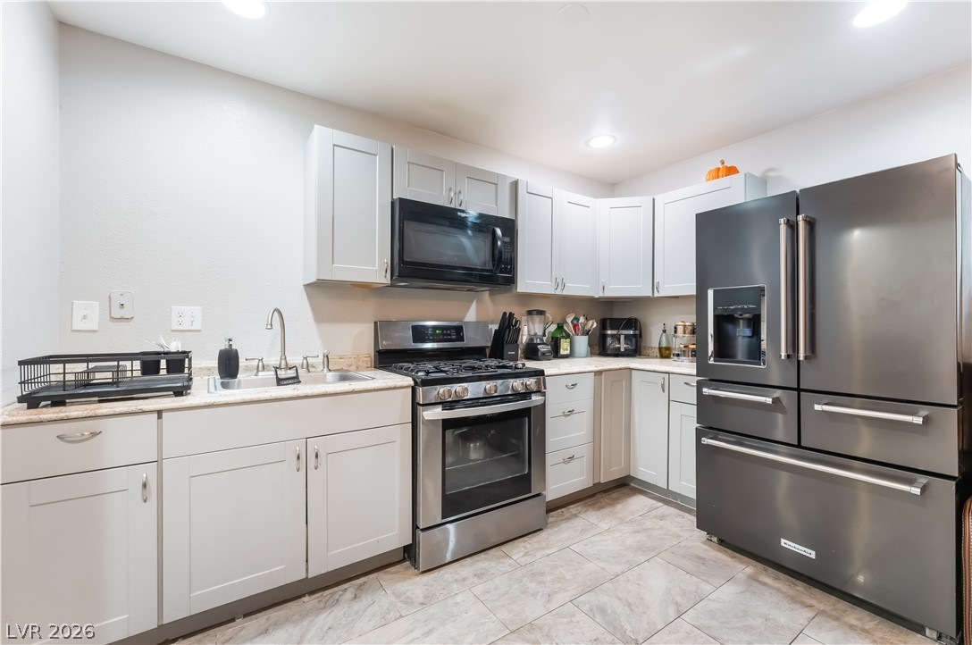 413 North Lamb Boulevard C Property Photo 15