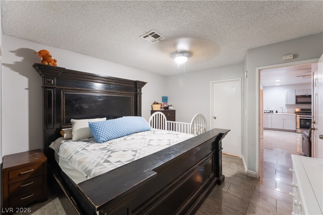 413 North Lamb Boulevard C Property Photo 22