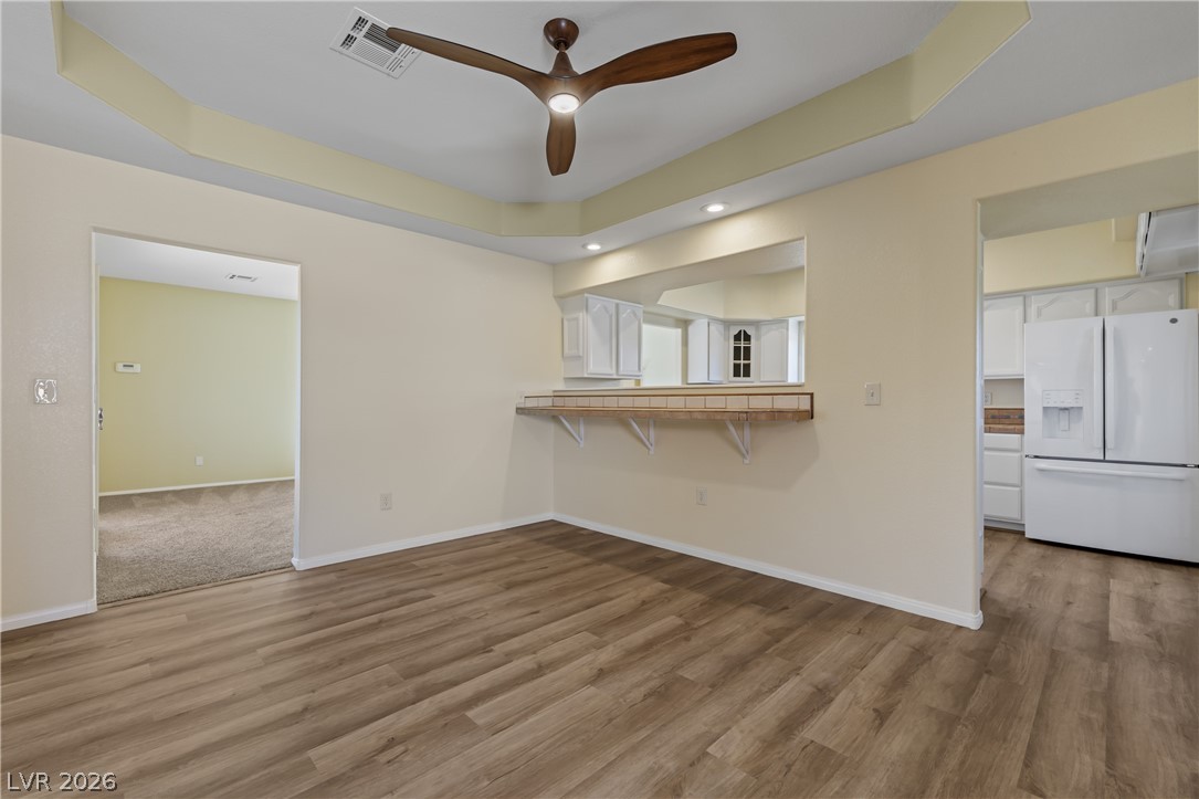 875 East Cave Avenue Property Photo 14
