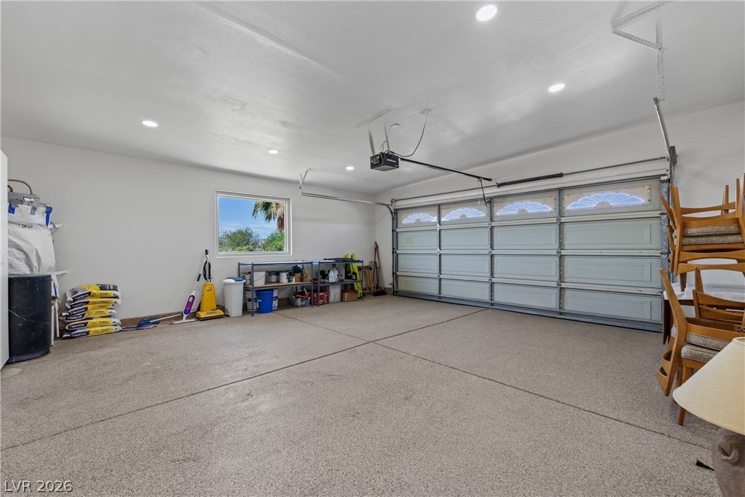 875 East Cave Avenue Property Photo 64