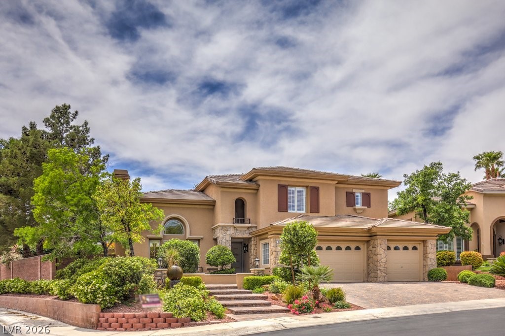 10201 Owls Peak Court Property Photo 2