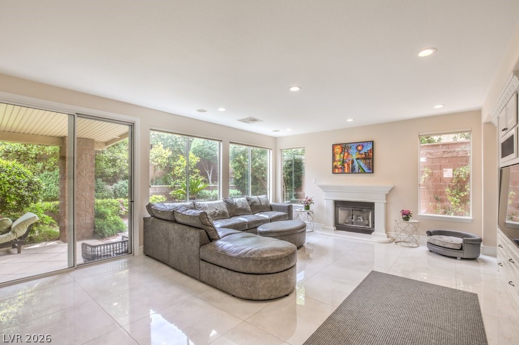 10201 Owls Peak Court Property Photo 12