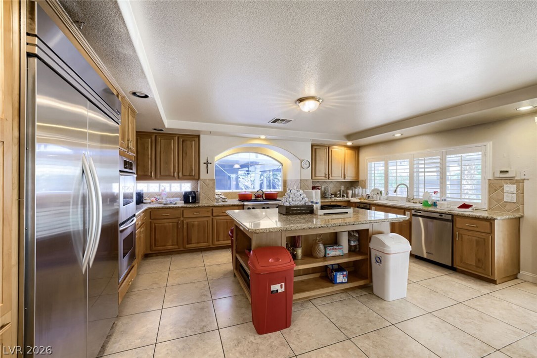 6250 Pale Pavilion Avenue Property Photo 7