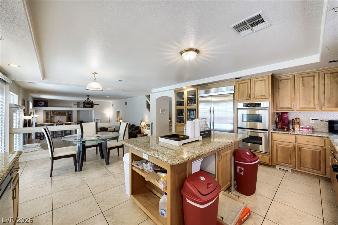 6250 Pale Pavilion Avenue Property Photo 9