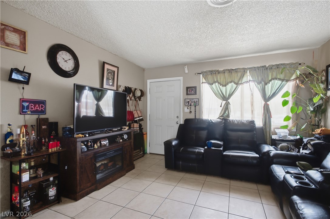 2704 Brady Avenue Property Photo 10