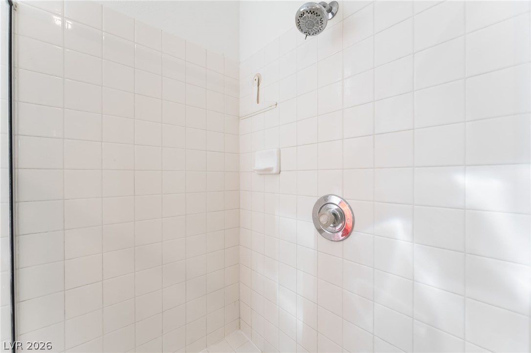 5213 Red Glory Drive Property Photo 37