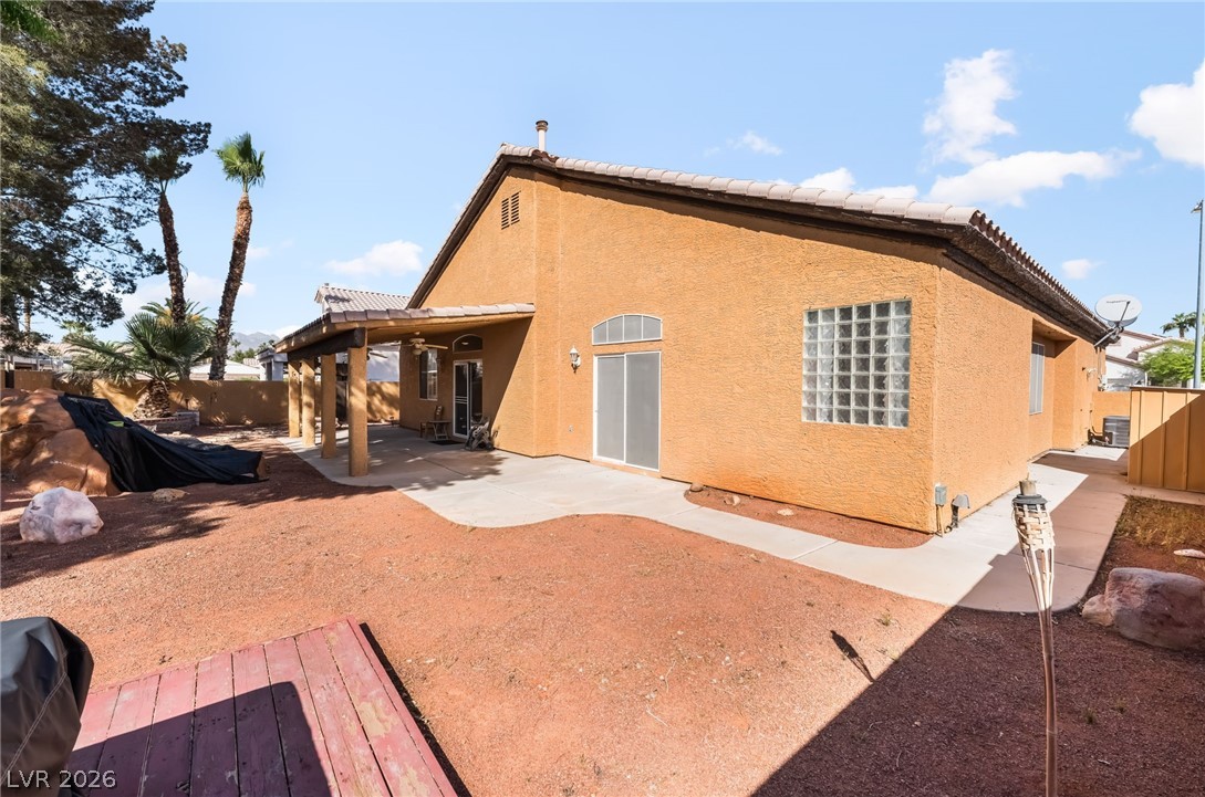 5213 Red Glory Drive Property Photo 45