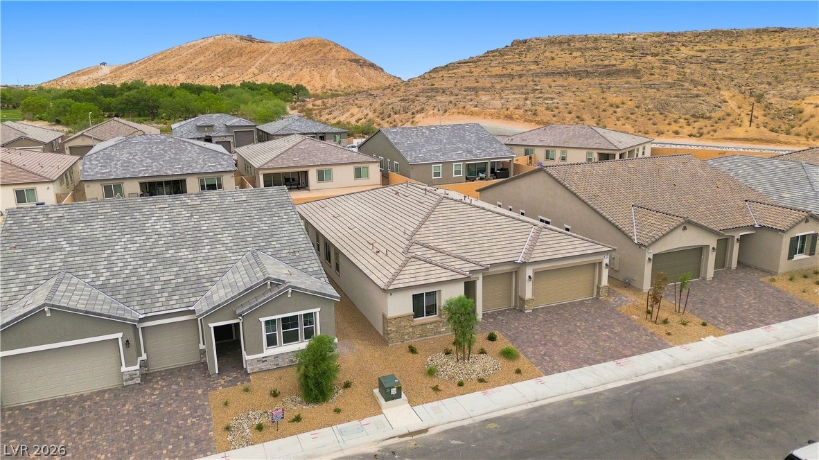 7662 Desert Bleu Court Property Photo 3