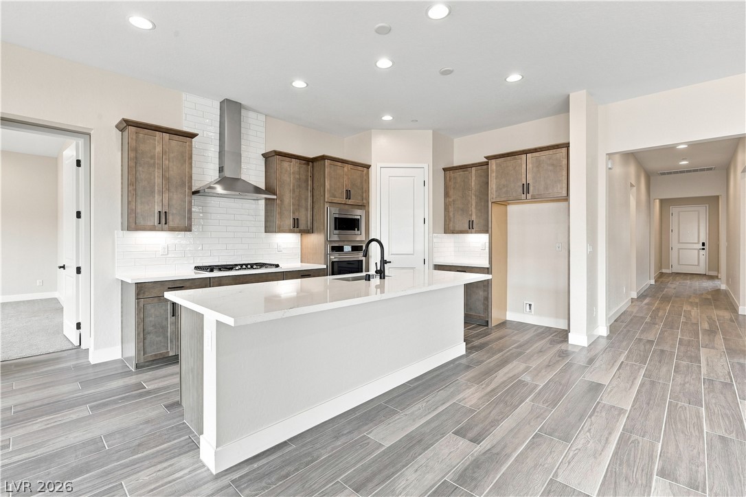 7662 Desert Bleu Court Property Photo 13