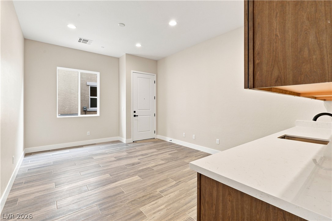 7662 Desert Bleu Court Property Photo 22