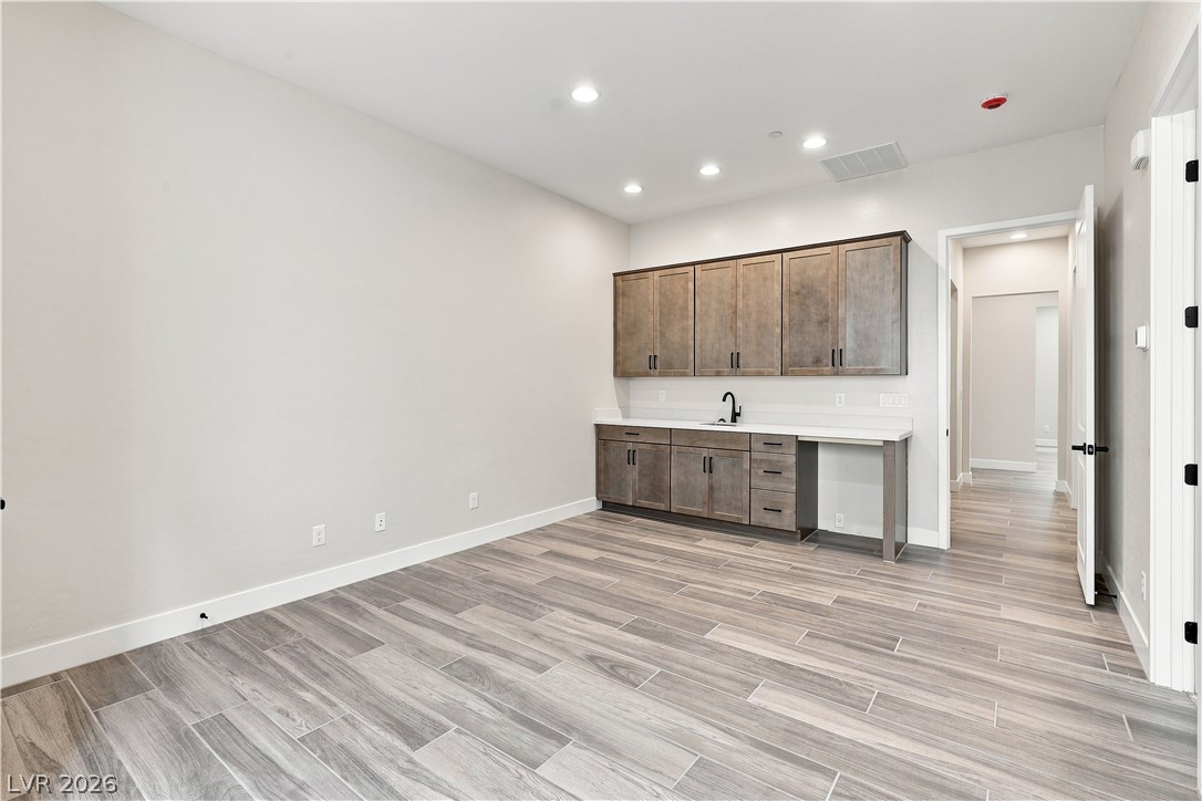 7662 Desert Bleu Court Property Photo 23