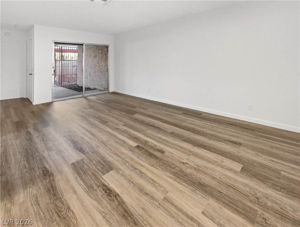 401 North Lamb Boulevard B Property Photo 3