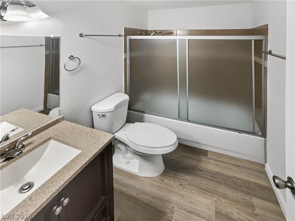 401 North Lamb Boulevard B Property Photo 9