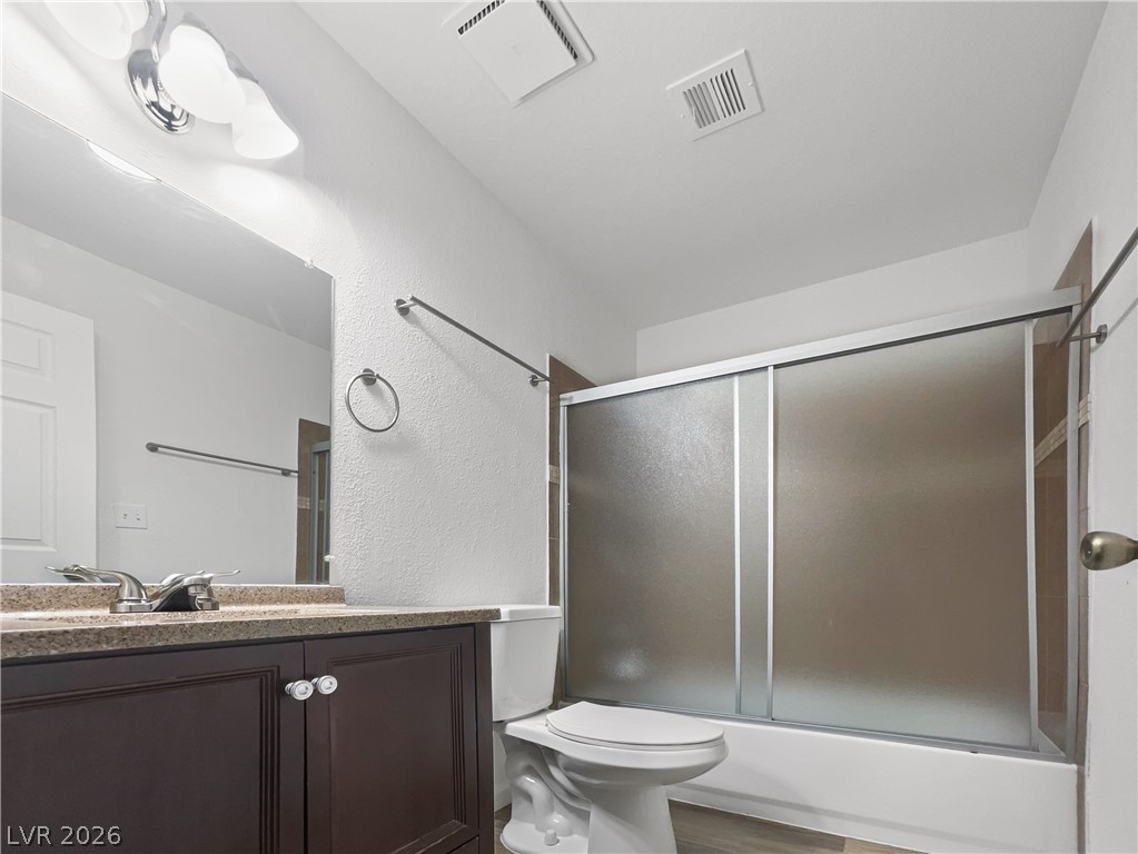 401 North Lamb Boulevard B Property Photo 10