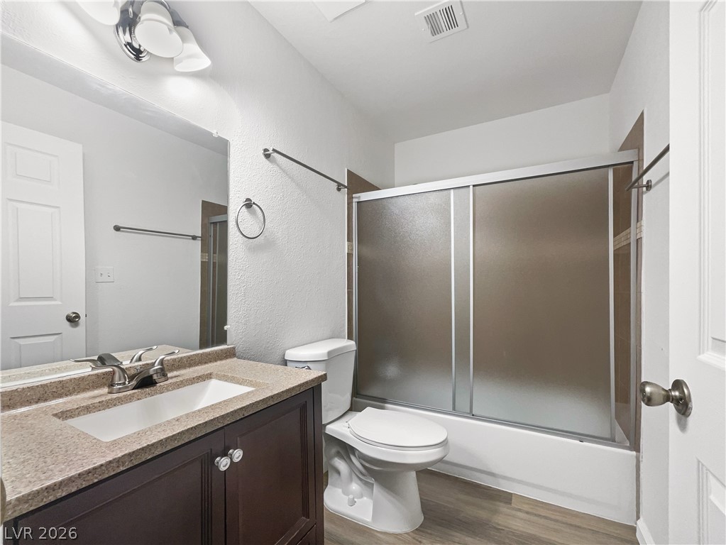 401 North Lamb Boulevard B Property Photo 11