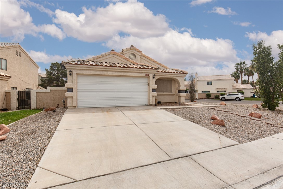 352 Lander Drive Property Photo 1