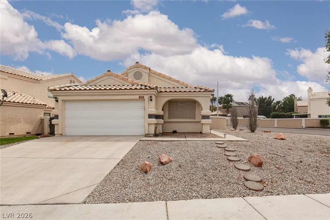 352 Lander Drive Property Photo 2