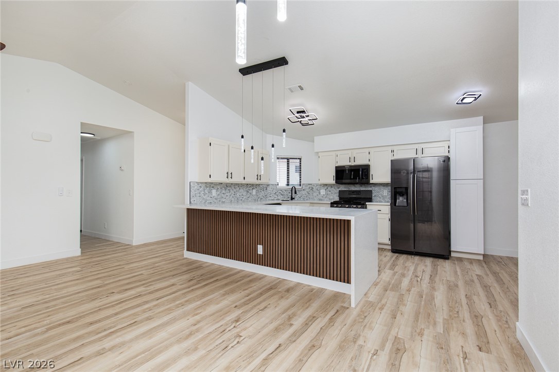 352 Lander Drive Property Photo 8