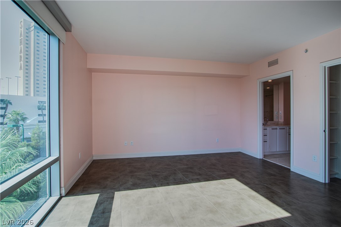 222 Karen Avenue 306 Property Photo 7