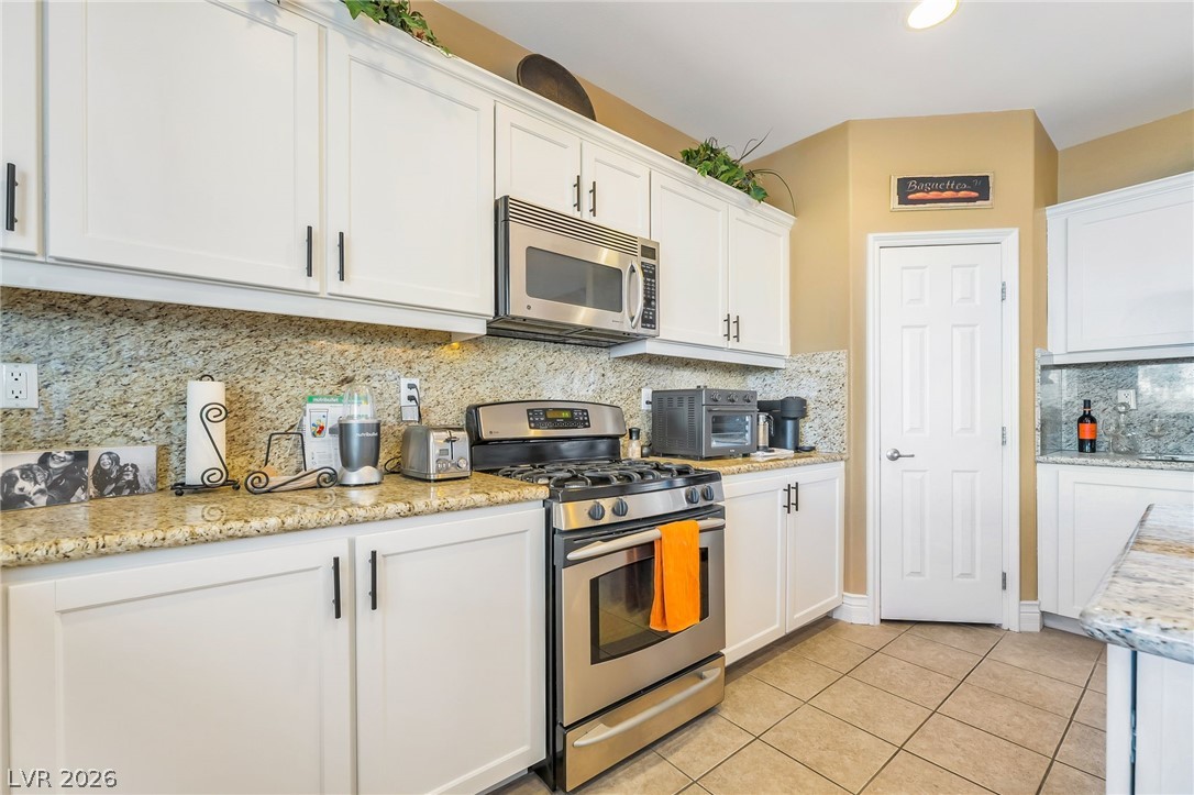 48 Back Spin Court Property Photo 13
