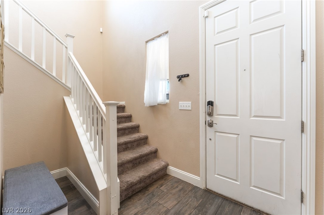 7113 Forest Heights Court Property Photo 5
