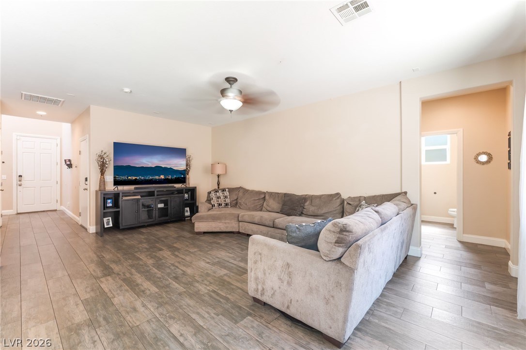 7113 Forest Heights Court Property Photo 10