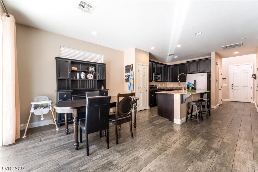 7113 Forest Heights Court Property Photo 17