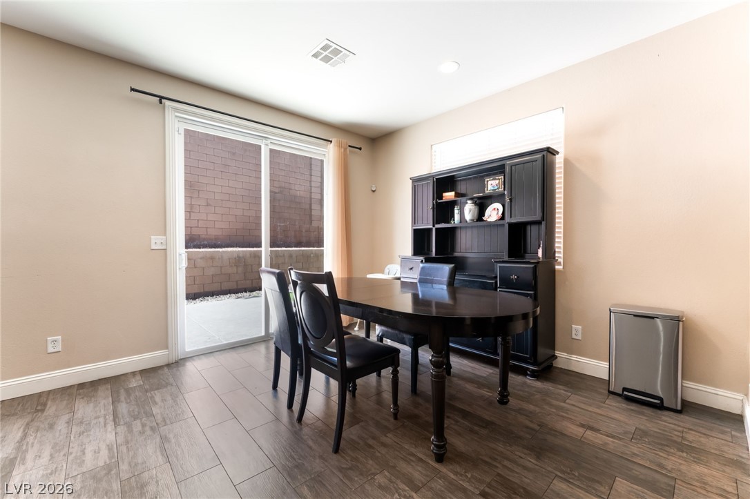 7113 Forest Heights Court Property Photo 18