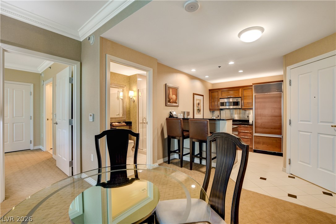 125 East Harmon Avenue 1214 Property Photo 11