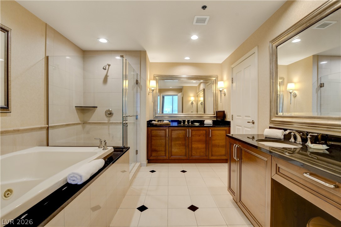 125 East Harmon Avenue 1214 Property Photo 21
